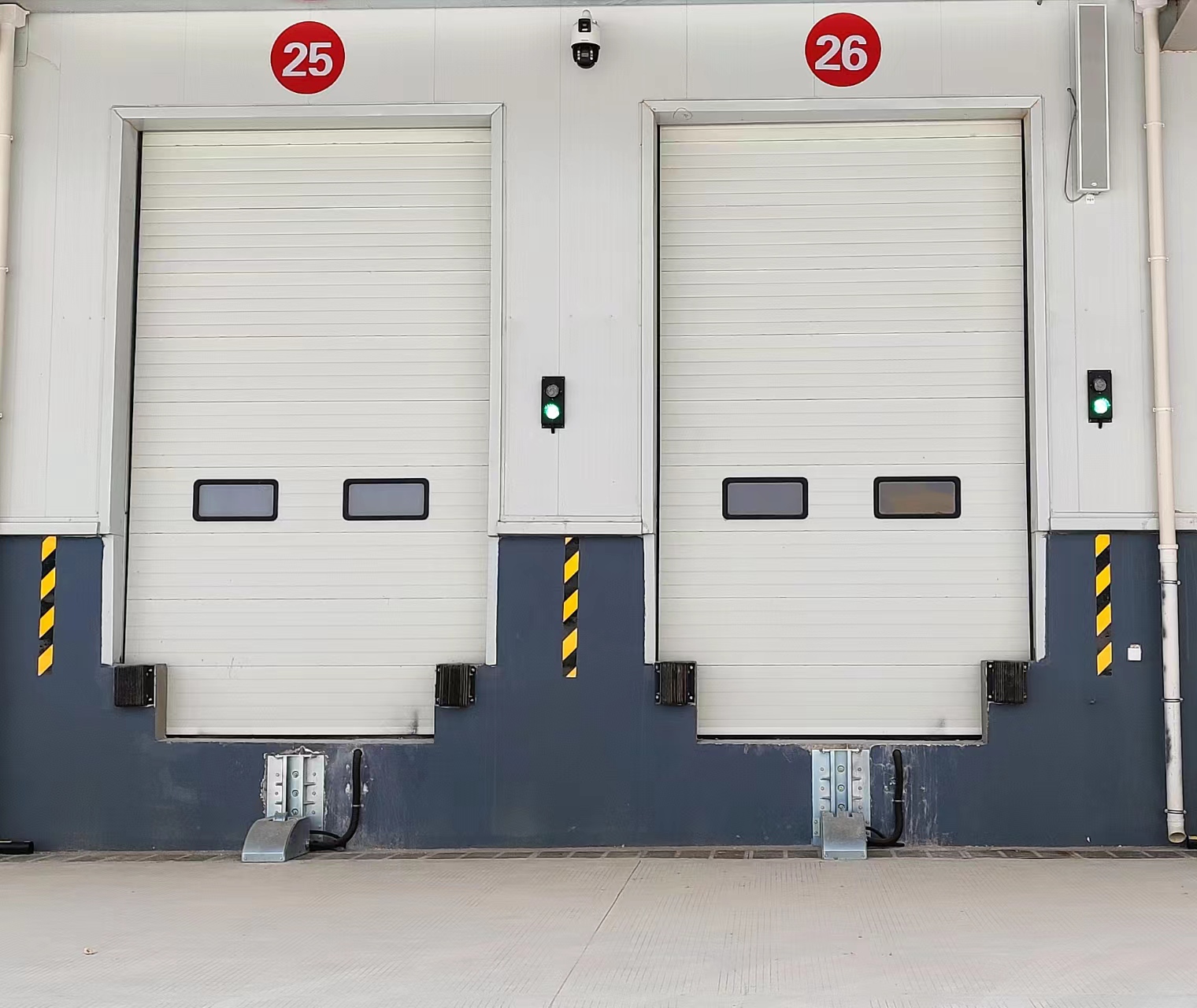 THM-600型垂直升降鉤式貨車限動(dòng)器