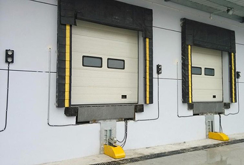 THM-600型垂直升降鉤式貨車限動(dòng)器