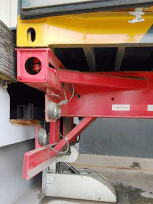 THM-600型垂直升降鉤式貨車限動(dòng)器